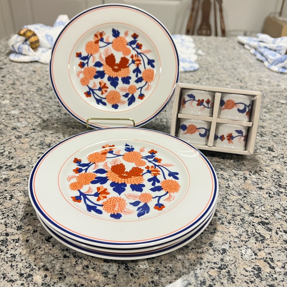 Fits & Floyd Mandarine Garden lot of 4 Salad plates & 4 Napkin Rings
